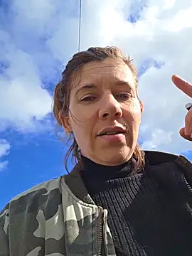 Snapshot of Lina_lou4 chatting on February 2026 01:08:01 PM Lina lou4 online show from February 2026 01:08:01 PM