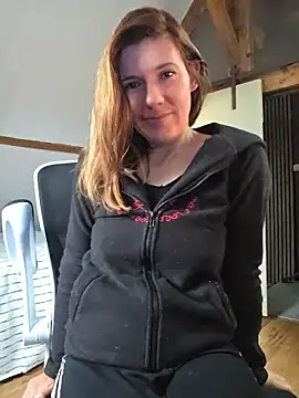 Snapshot of Lina_lou4 chatting on January 2026 09:13:01 AM Lina lou4 online show from January 2026 09:13:01 AM