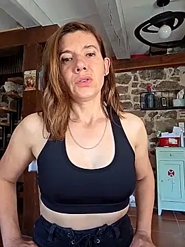 Snapshot of Lina_lou4 chatting on September 2025 12:42:02 PM Lina lou4 online show from September 2025 12:42:02 PM