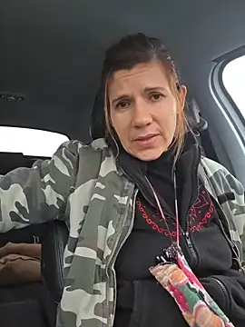 Snapshot of Lina_lou4 chatting on January 2026 03:26:02 PM Lina lou4 online show from January 2026 03:26:02 PM