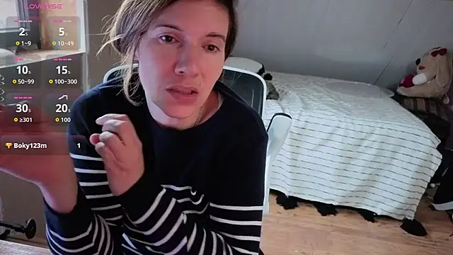 Lina lou4 online show from November 2025 03:28:02 PM