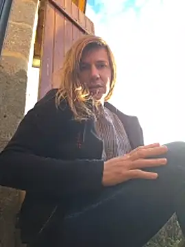 Snapshot of Lina_lou4 chatting on February 2026 08:30:01 AM Lina lou4 online show from February 2026 08:30:01 AM