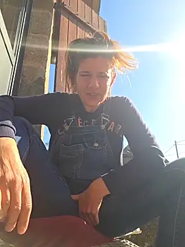 Lina lou4 online show from March 2026 09:31:02 AM