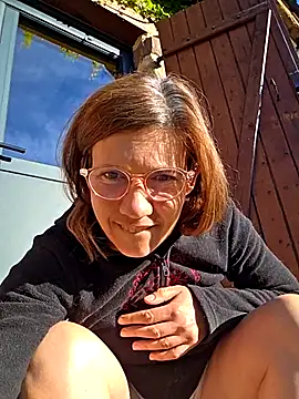 Snapshot of Lina_lou4 chatting on October 2025 07:54:01 AM Lina lou4 online show from October 2025 07:54:01 AM