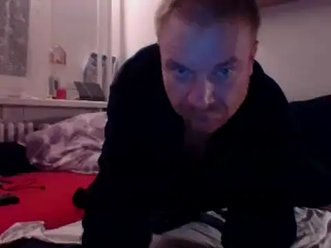 82liska online show from November 2025 11:26:01 PM