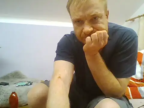 82liska online show from May 2026 08:44:02 PM