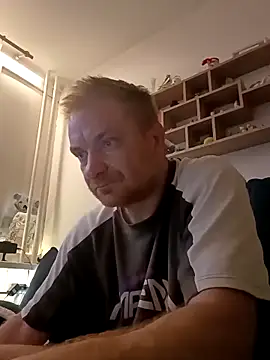 82liska online show from March 2026 05:06:01 PM