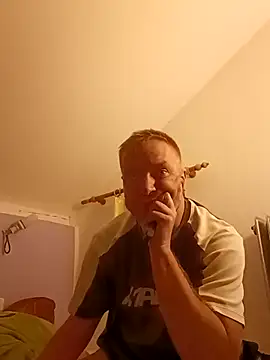 82liska online show from November 2025 02:29:01 AM