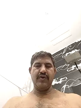 Amandev7 online show from September 2025 04:37:01 AM