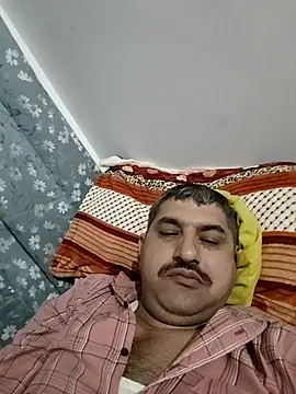 Snapshot of Amandev7 chatting on February 2026 03:07:02 AM Amandev7 online show from February 2026 03:07:02 AM