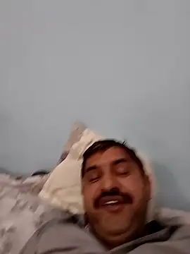 Amandev7 online show from September 2025 03:43:02 PM