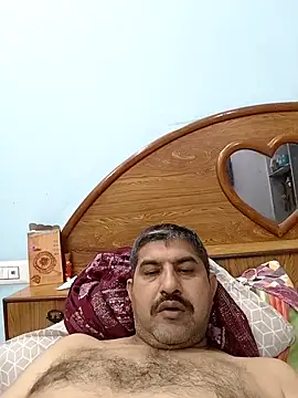 Amandev7 online show from March 2026 06:21:01 AM
