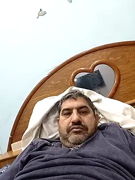 Snapshot of Amandev7 chatting on January 2026 03:54:01 AM Amandev7 online show from January 2026 03:54:01 AM