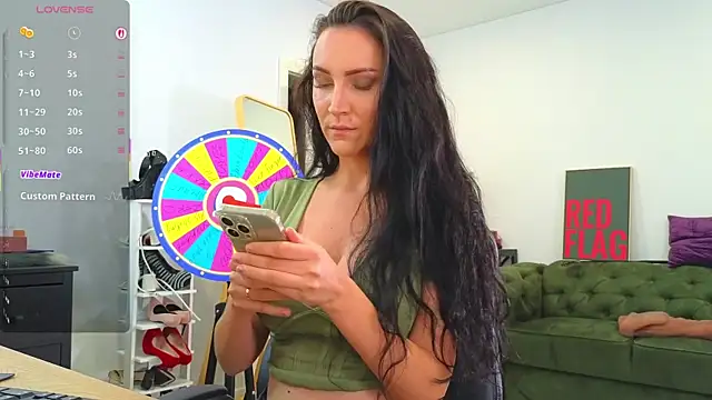 EvaKeks online show from October 2025 05:23:02 PM