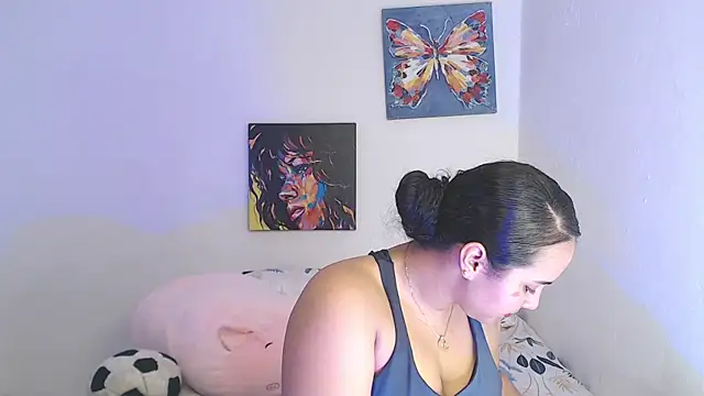 luciana keating online show from November 2025 03:11:01 AM