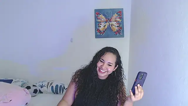 luciana keating online show from November 2025 12:11:02 AM