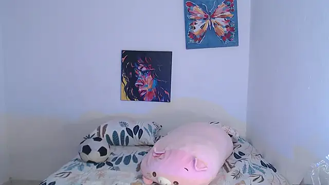 luciana keating online show from October 2025 11:12:02 PM