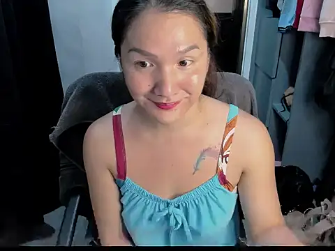 soooooANGEL online show from November 2025 12:59:02 AM