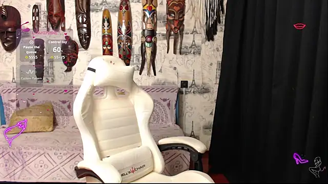 CrazyLaGirl online show from September 2025 08:00:01 PM