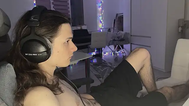 CandyChell online show from February 2026 06:26:01 PM