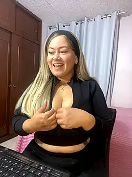 Melissa Bianco online show from November 2025 05:55:02 AM