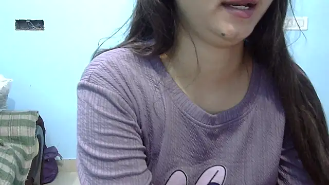 Snapshot of lovelydesi21 chatting on October 2025 05:47:02 PM lovelydesi21 online show from October 2025 05:47:02 PM