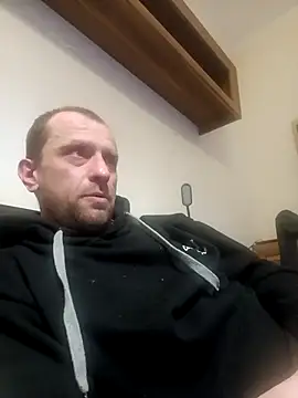 Roman0798 online show from March 2025 05:38:02 PM