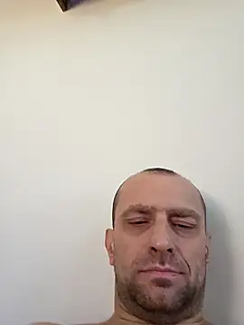 Roman0798 online show from November 2025 10:15:01 AM