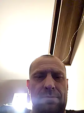 Roman0798 online show from November 2025 01:17:02 AM