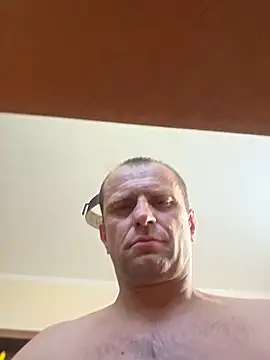 Roman0798 online show from May 2026 02:34:02 PM