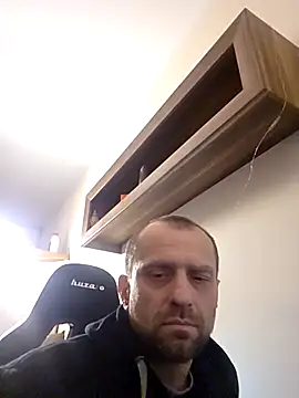 Roman0798 online show from December 2025 02:39:01 PM