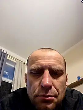 Roman0798 online show from November 2025 04:02:01 AM