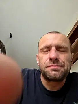 Roman0798 online show from September 2025 02:20:01 PM