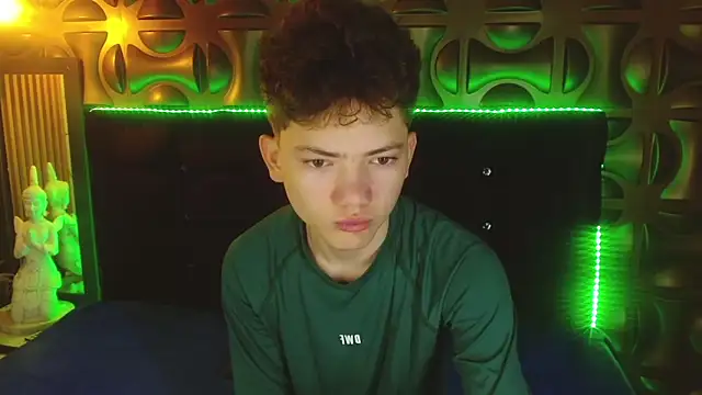 cruz dante online show from April 2026 07:06:02 PM