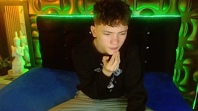 cruz dante online show from April 2026 07:06:02 PM