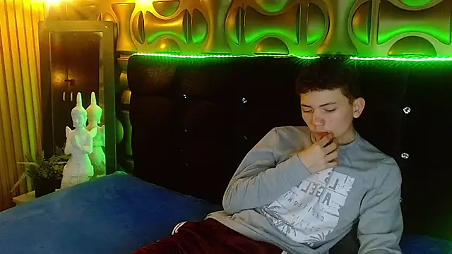 cruz dante online show from March 2026 07:15:01 PM