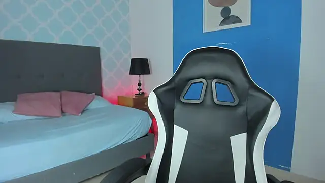 cora 22 online show from September 2025 12:47:02 PM