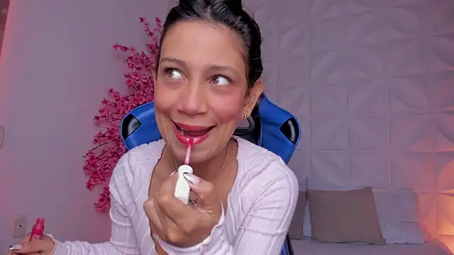 cora 22 online show from February 2026 12:35:01 PM