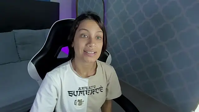 cora 22 online show from October 2025 12:46:01 PM