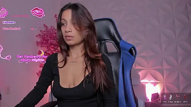 cora 22 online show from November 2025 01:00:02 PM