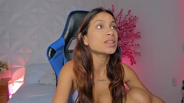 cora 22 online show from November 2025 12:49:01 PM