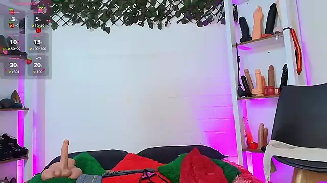 louise nails online show from April 2026 12:56:01 PM