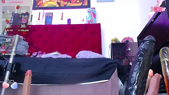 louise nails online show from September 2025 12:18:02 PM