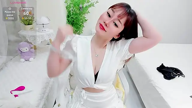 Vivian-6 online show from March 2025 02:19:01 AM