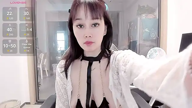 Snapshot of Vivian-6 chatting on March 2026 04:07:02 AM Vivian-6 online show from March 2026 04:07:02 AM