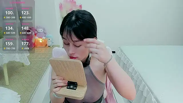 Vivian-6 online show from June 2026 05:03:02 AM