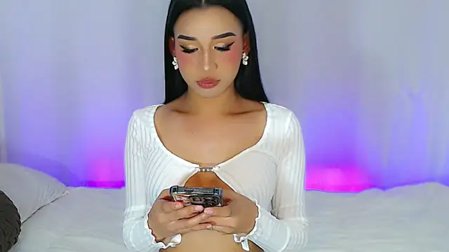 FuckDoll Nathalie online show from October 2025 05:58:02 PM