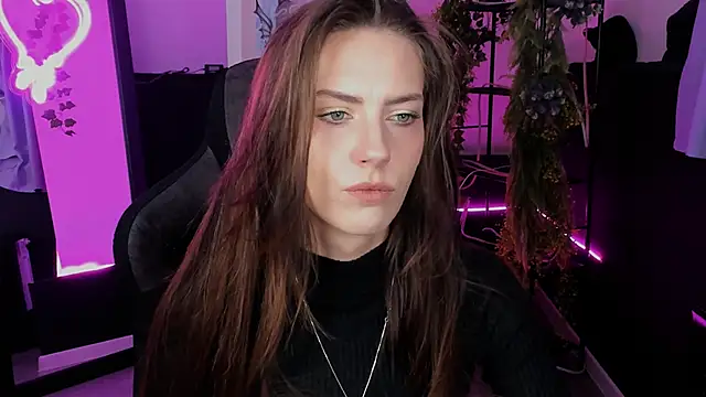 Snapshot of EmilyWilden chatting on November 2025 08:29:01 AM EmilyWilden online show from November 2025 08:29:01 AM