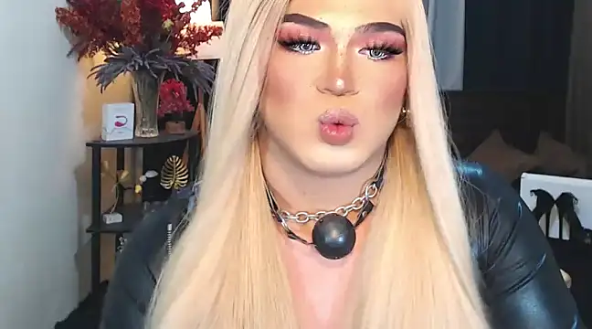 Snapshot of Bitch_Fowler69 chatting on February 2025 10:15:02 PM Bitch Fowler69 online show from February 2025 10:15:02 PM