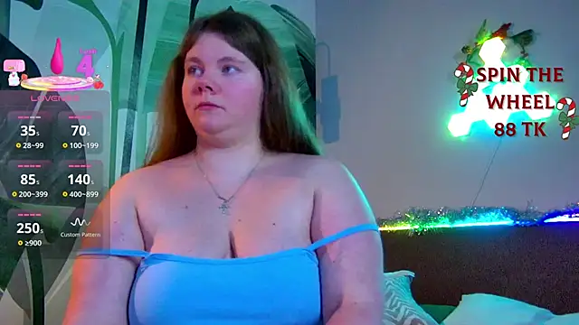 RubyValen online show from December 2025 01:17:01 AM